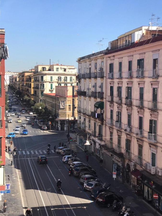 Gold94 Panzió Nápoly Kültér fotó