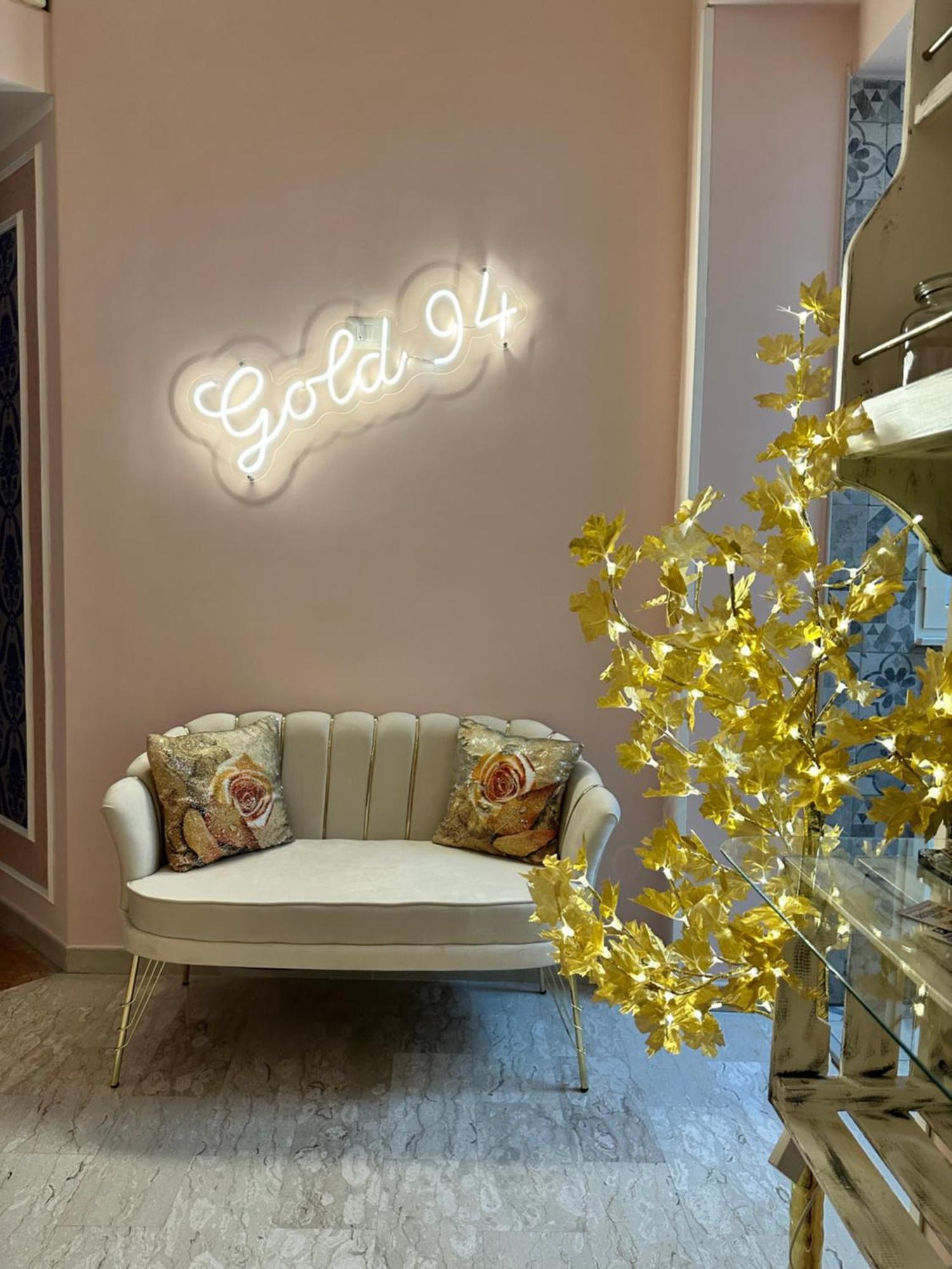 Gold94 Panzió Nápoly Kültér fotó